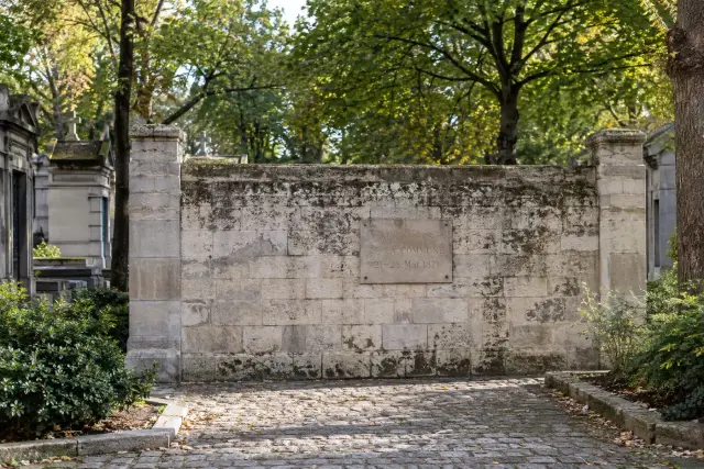 El Père-Lachaise de la memoria: de Oscar Wilde al Muro de los Federados