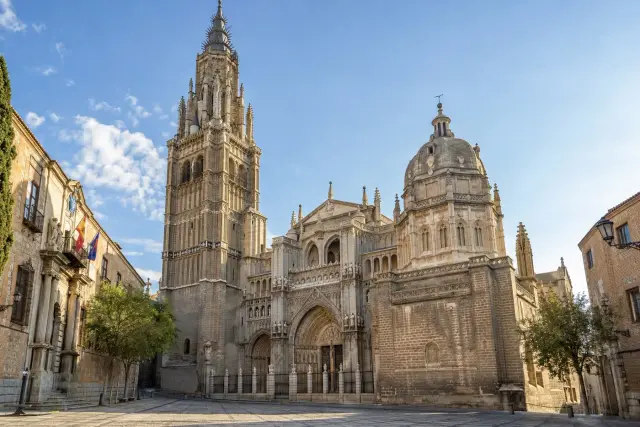 El poder en Toledo: catedral, Alcázar y ayuntamiento