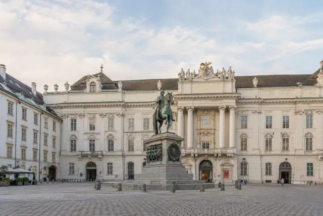 Los Habsburgo: Viena y España