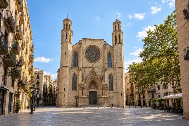 Santa Maria del Mar y el Born