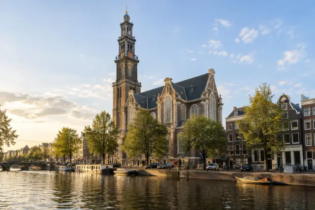 Canales del oeste: Ana Frank y la Westerkerk