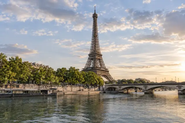 París