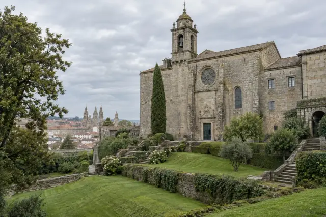 Meigas y ánimas: las leyendas de Compostela